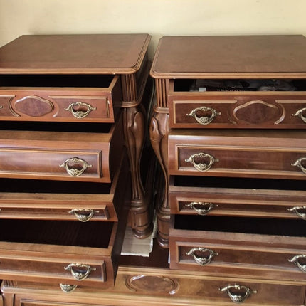 CÓMODA Y PAR DE MESITAS DE NOCHE