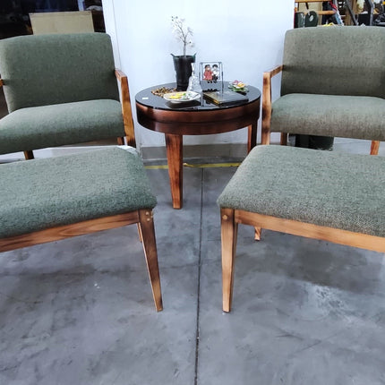 PAR DE SILLONES CON REPOSAPIÉS