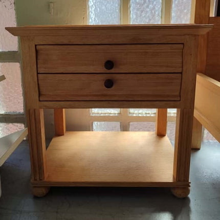 CAMA MATRIMONIAL + MESITAS DE NOCHE