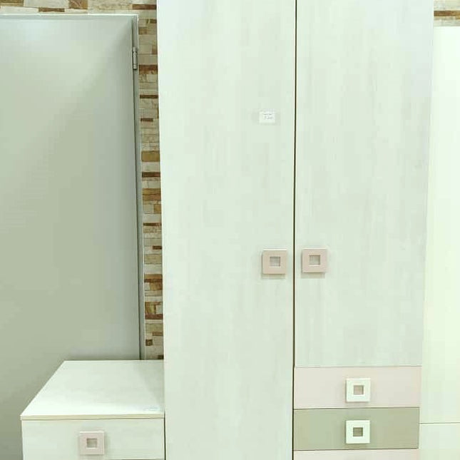 ARMARIO + MESITA DE NOCHE