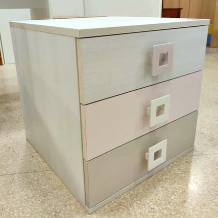 ARMARIO + MESITA DE NOCHE