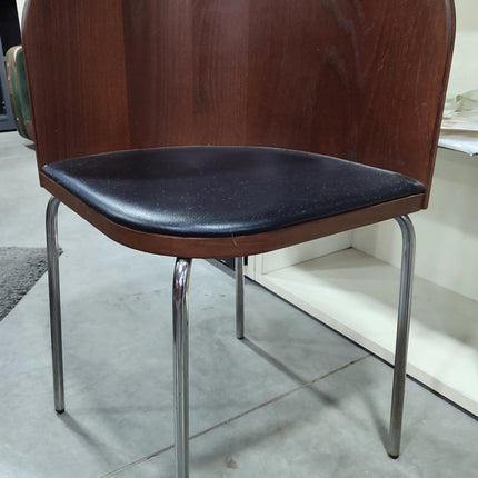 JUEGO DE MESA Y SILLAS "FUSIÓN"