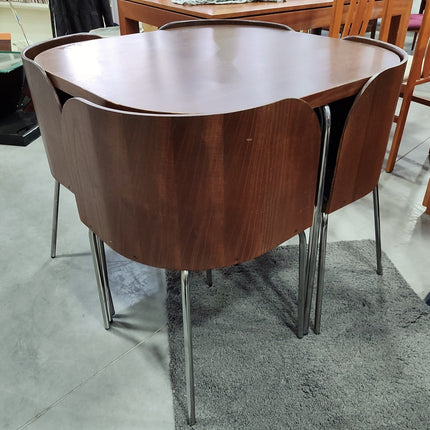 JUEGO DE MESA Y SILLAS "FUSIÓN"