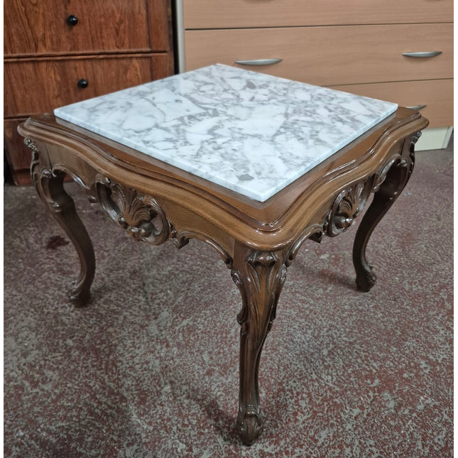 MESITA DE CAFÉ CLÁSICA