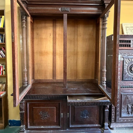 VITRINA ANTIGUA