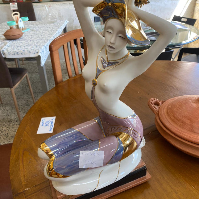 ESCULTURA DE DECORACIÓN