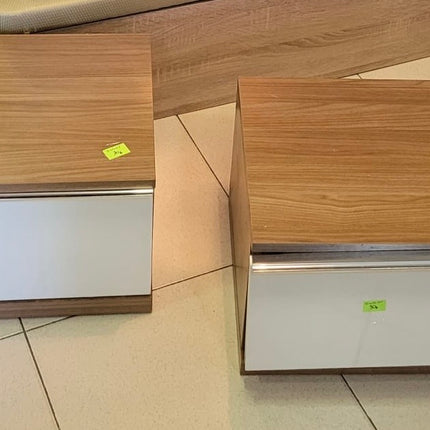 MESITAS DE NOCHE MADERA Y BLANCO