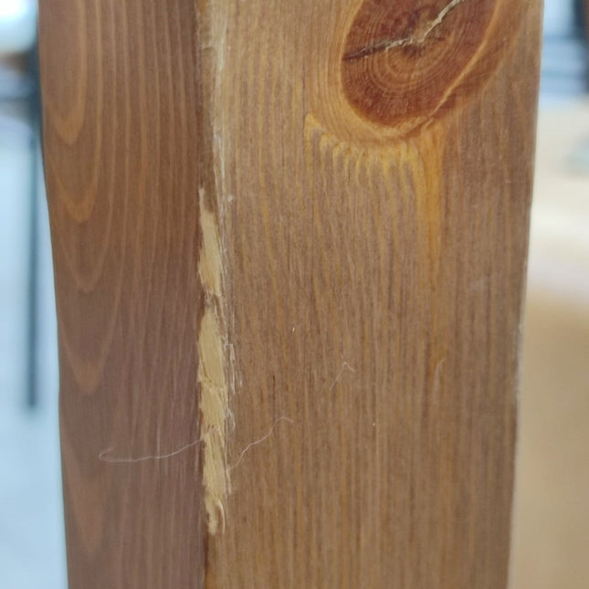 MESA Y CUATRO SILLAS "JOKKMOKK"