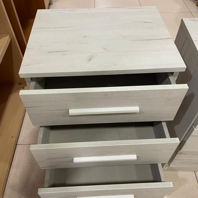 PAR DE MESITAS DE NOCHE