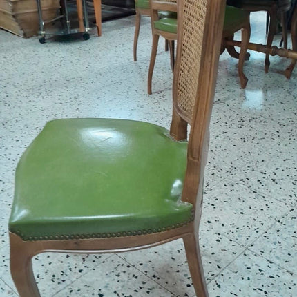 OCHO SILLAS DE COMEDOR