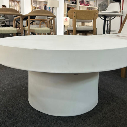 MESA DE CENTRO AIGUABLAVA DE CEMENTO BLANCO