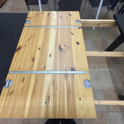 MESA DE COMEDOR