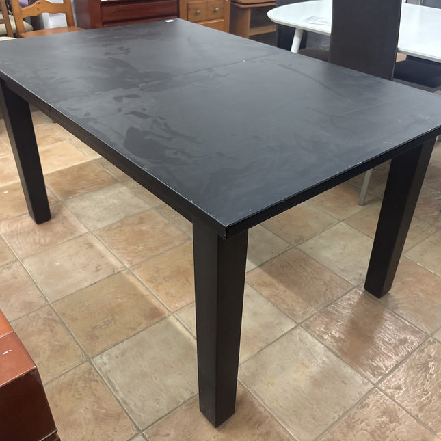 MESA DE COMEDOR