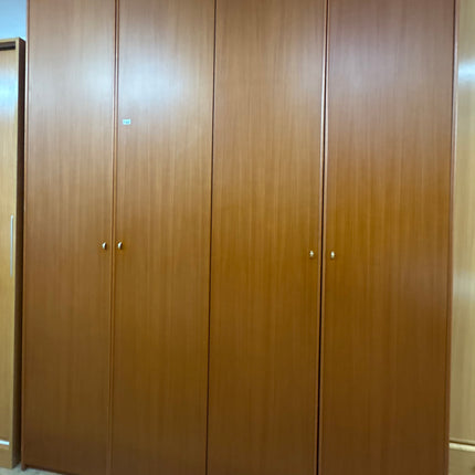 ARMARIO CUATRO PUERTAS
