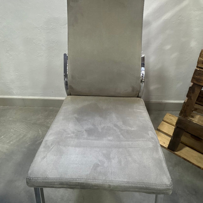 4 SILLAS DE POLIPIEL GRIS