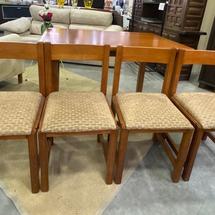 MESA Y 4 SILLAS COMEDOR MADERA