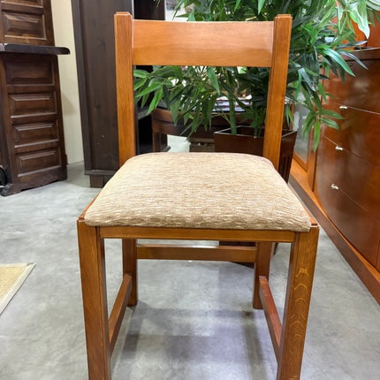 MESA Y 4 SILLAS COMEDOR MADERA