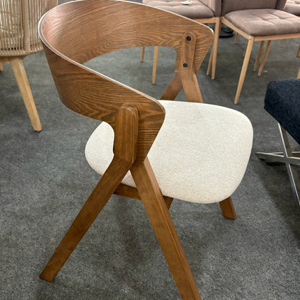 SILLA GODIA DE CHAPA DE FRESNO CON ACABADO WENGUÉ