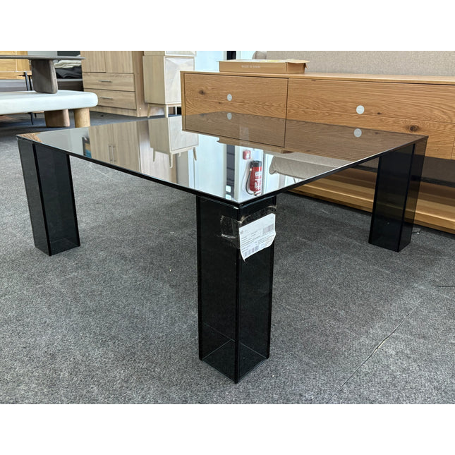 MESA AUXILIAR DE VIDRIO ADULARIA