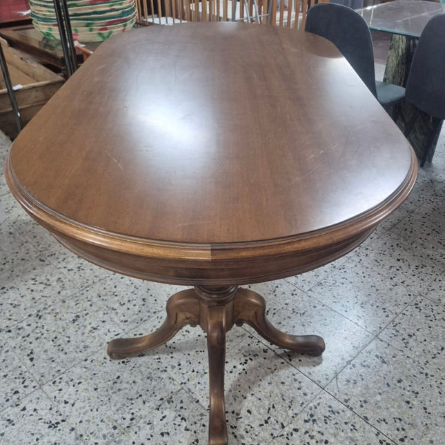 MESA DE COMEDOR CLÁSICA