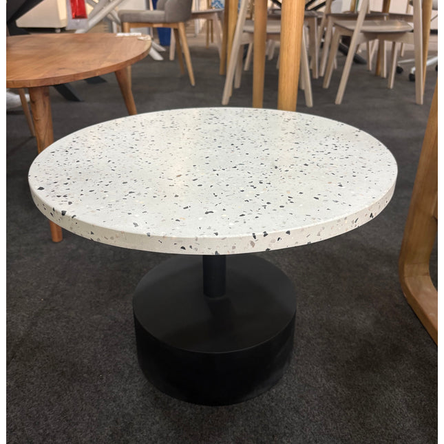 MESA AUXILIAR DELANO DE TERRAZO GRIS