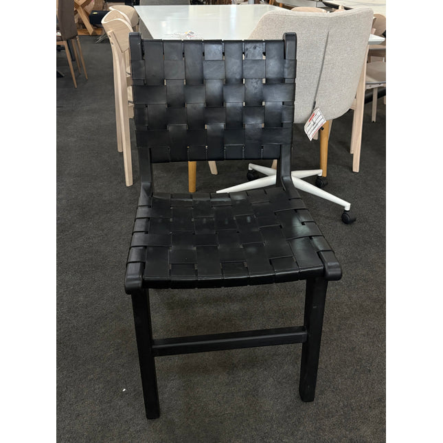 SILLA CALIXTA DE PIEL