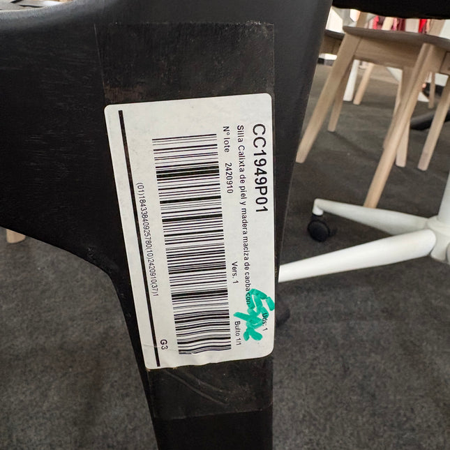 SILLA CALIXTA DE PIEL