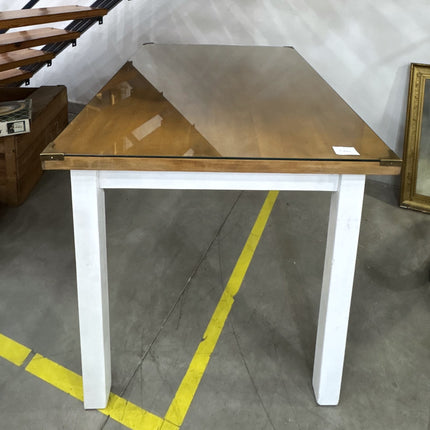 MESA DE COMEDOR CON 4 SILLAS