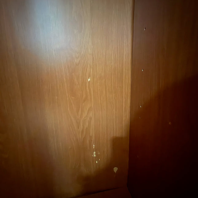 ARMARIO DE MADERA 4 PUERTAS ROJIZO