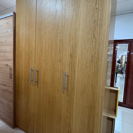 ARMARIO TRES PUERTAS MADERA