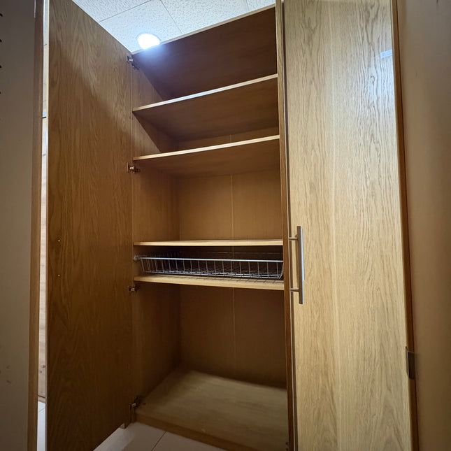 ARMARIO TRES PUERTAS MADERA