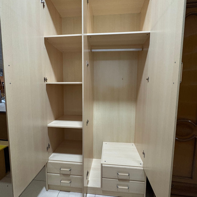 ARMARIO DOS PUERTAS CUATRO CAJONES