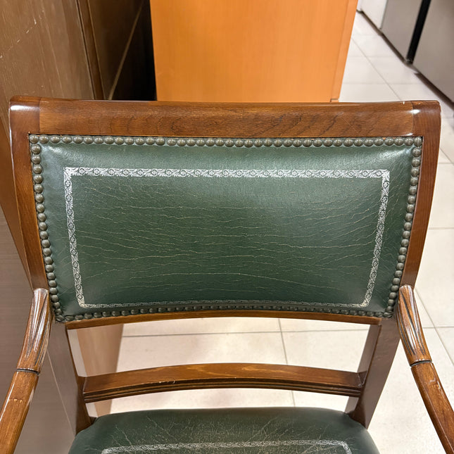 SILLA DE MADERA Y CUERO VERDE ESTILO VINTAGE