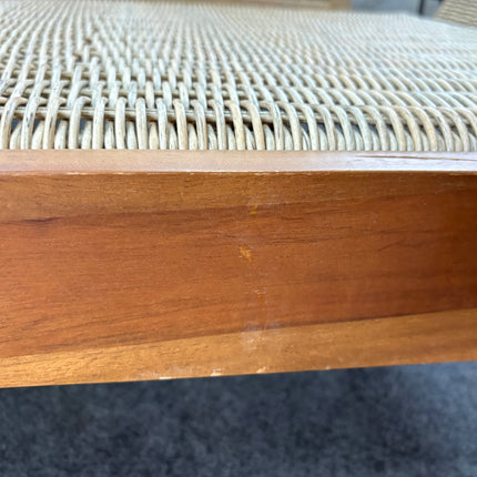 TUMBONA ITANI MADERA