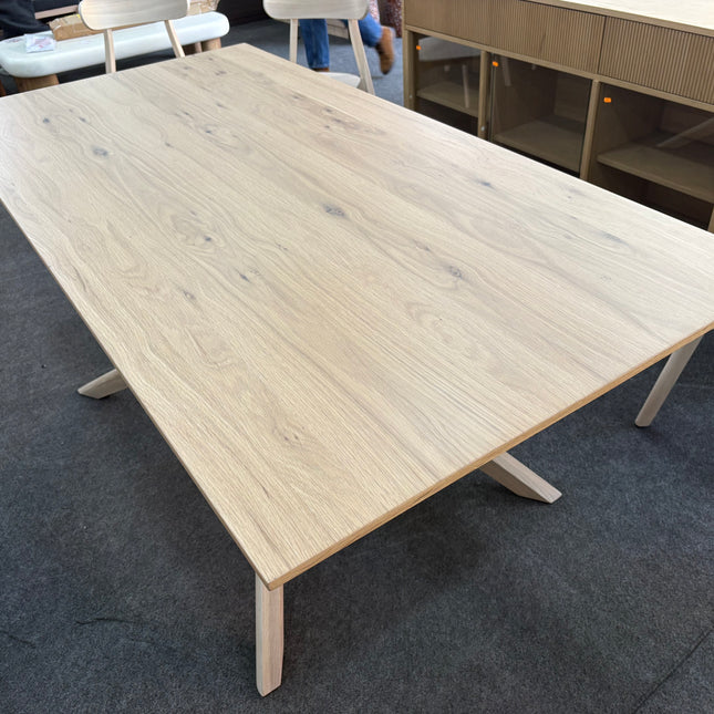 MESA ARMANDE MADERA