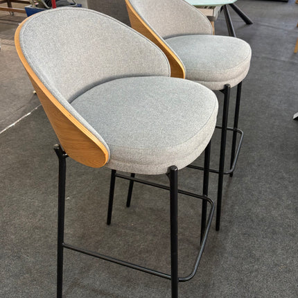 TABURETES EAMY CHENILLA