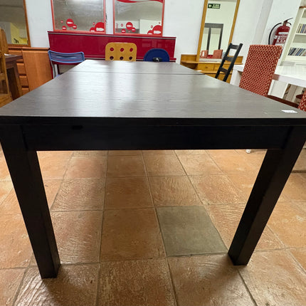 MESA EXTENSIBLE DE MADERA OSCURA