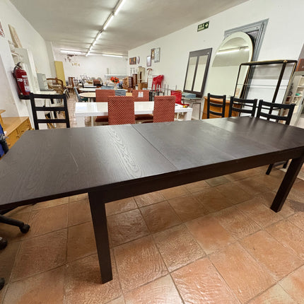 MESA EXTENSIBLE DE MADERA OSCURA