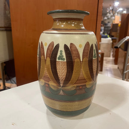 JARRÓN MARRÓN PINTADO A MANO
