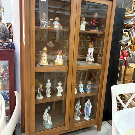 VITRINA MADERA CON CRISTAL