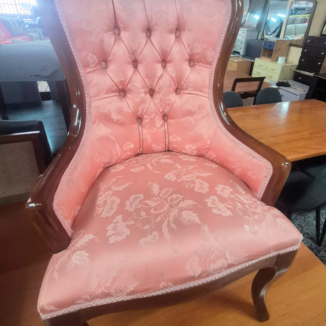 BUTACA ROSA VINTAGE MADERA