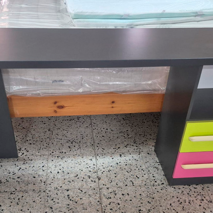 ESCRITORIO JUVENIL NEGRO CON CAJONES