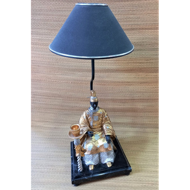 LÁMPARA DE MESA