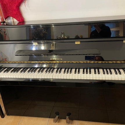 PIANO VERTICAL "SAMICK"