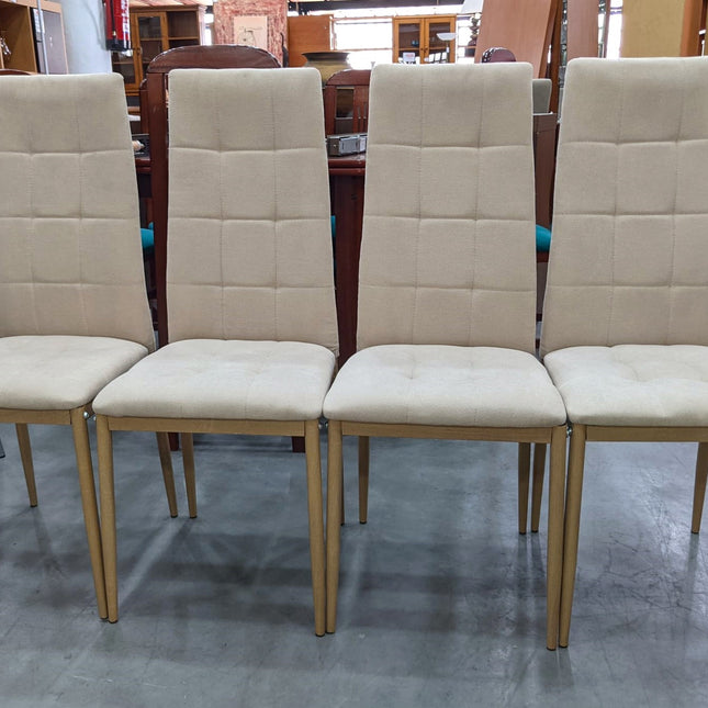 CUATRO SILLAS DE COMEDOR