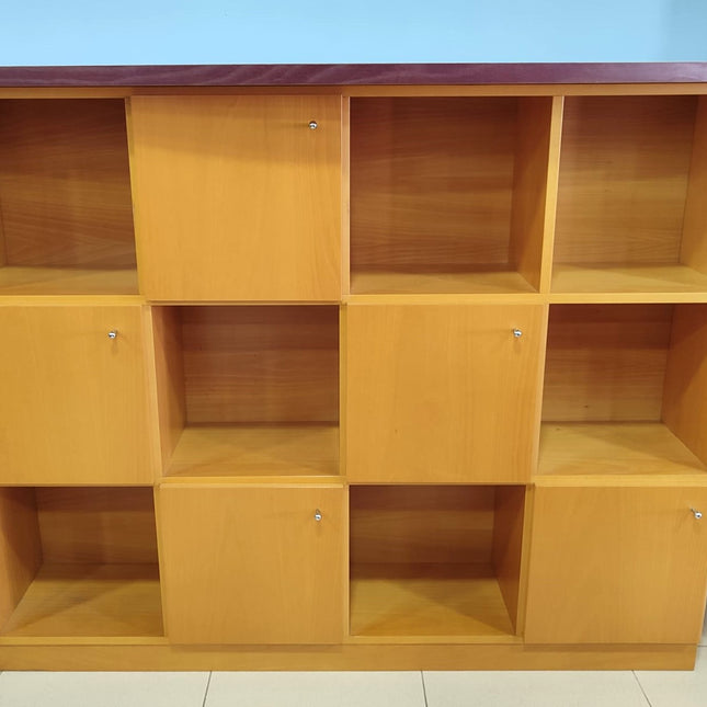 ESTANTERÍA DE MADERA