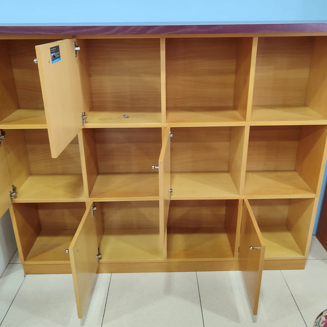 ESTANTERÍA DE MADERA