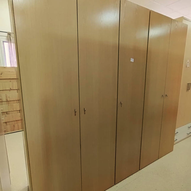 ARMARIO 5 PUERTAS
