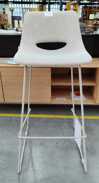 TABURETE ALTO "ZAHARA"