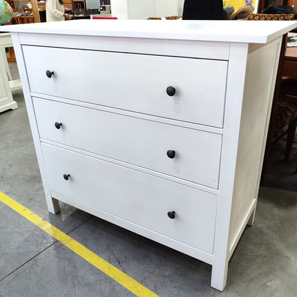 CÓMODA "HEMNES"